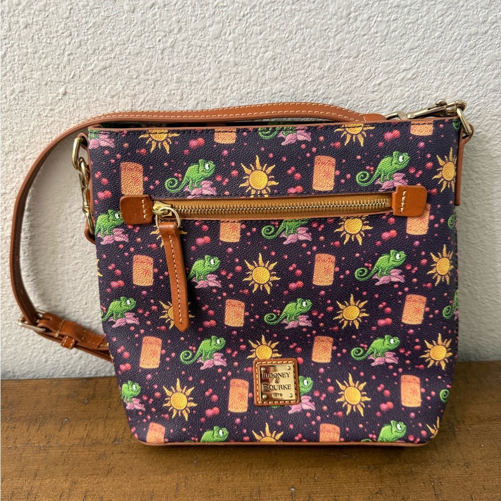 Rapunzel Pascal Lantern Dooney & Bourke Purse
